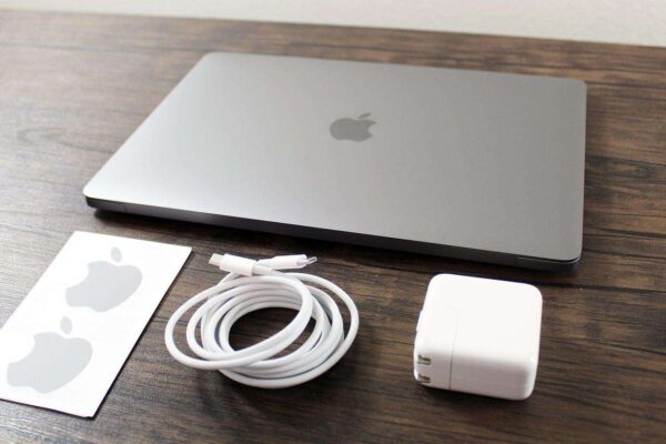 MacBook Pro - Image 2